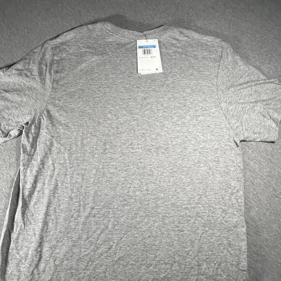 NWT Nike New England Patriots Men's Medium Gray Activewear T-Shirt NFL Nike Logo - Picture 6 of 7